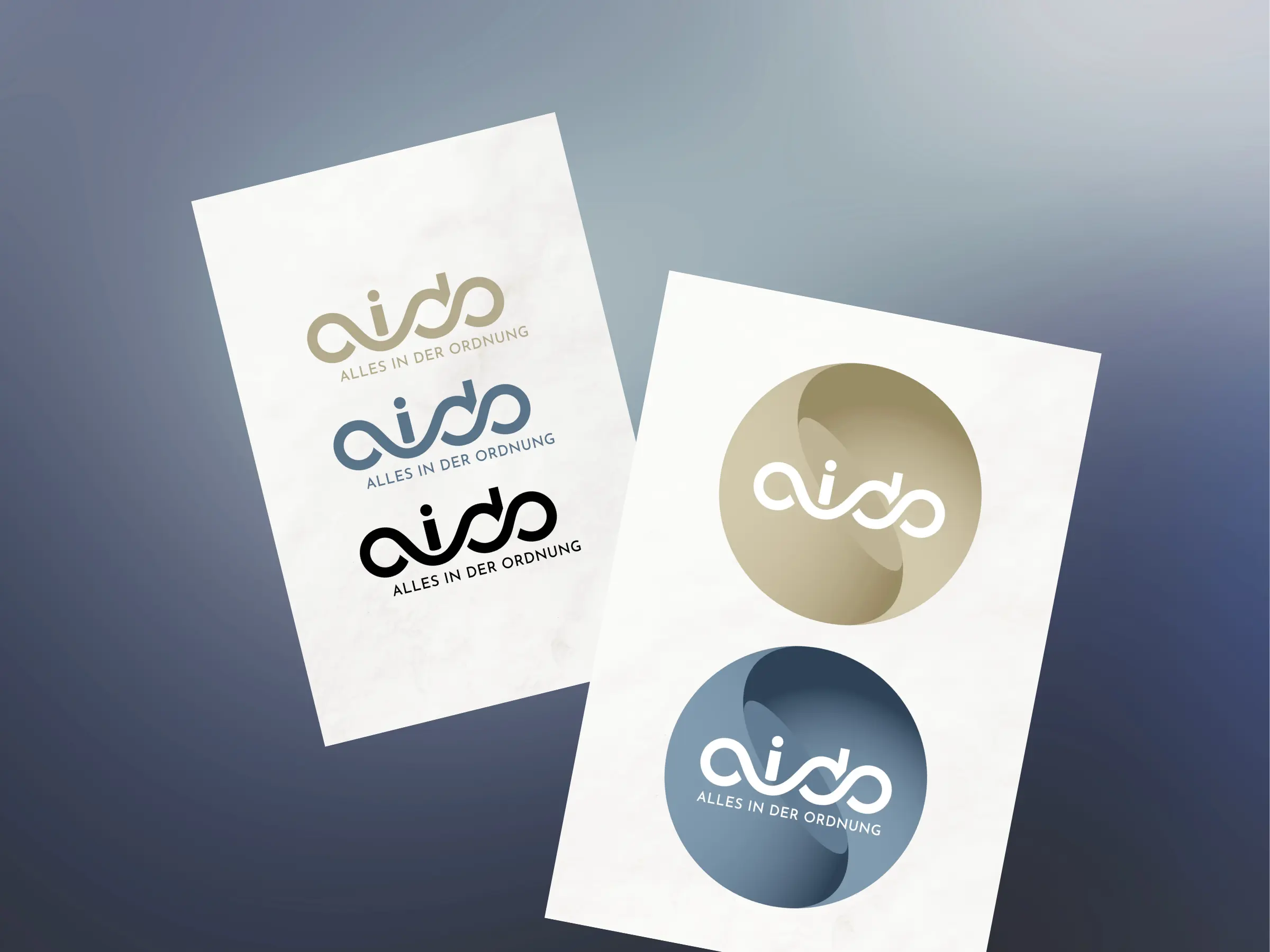AIDO Logo-Mockup auf Stickern und Papier